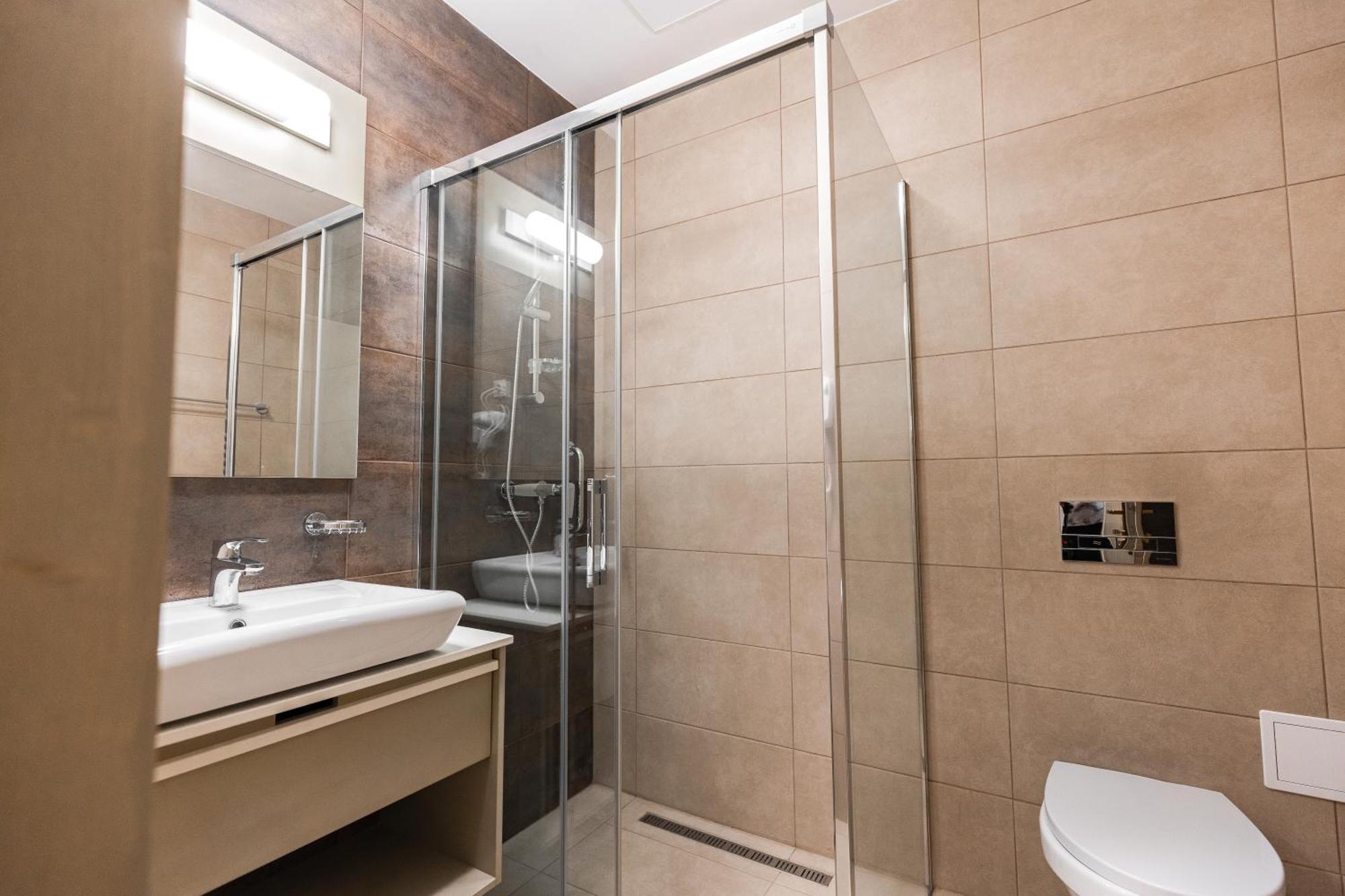 Szent Anna Vendeghaz Hotel BaileTusnad Ngoại thất bức ảnh