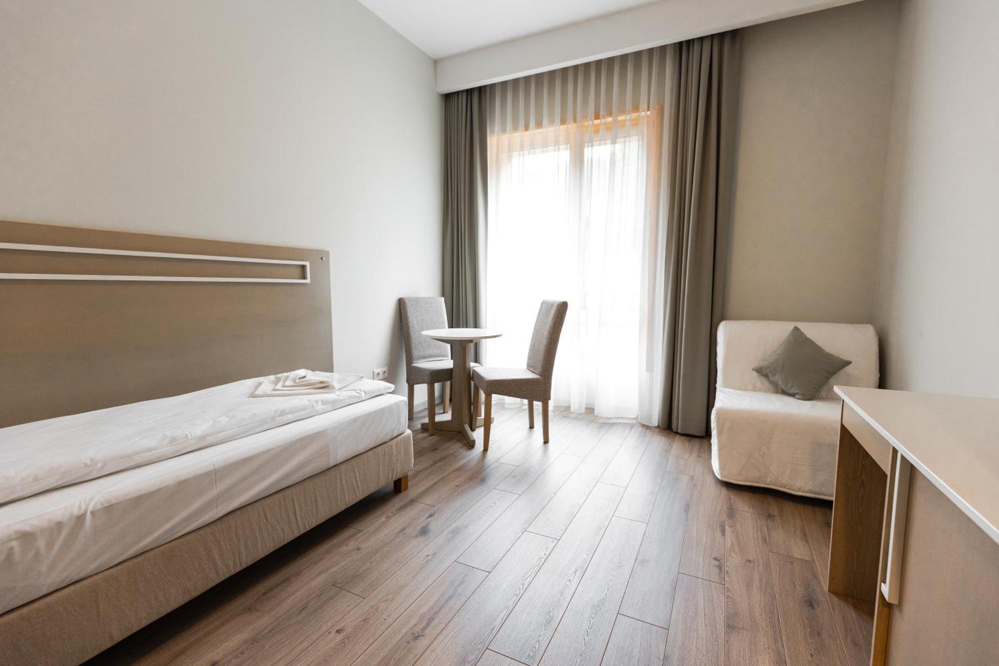 Szent Anna Vendeghaz Hotel BaileTusnad Ngoại thất bức ảnh
