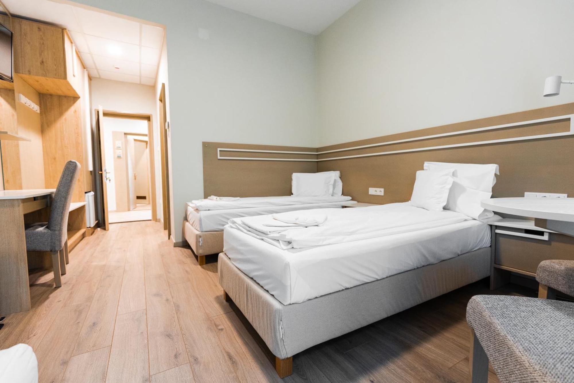 Szent Anna Vendeghaz Hotel BaileTusnad Ngoại thất bức ảnh